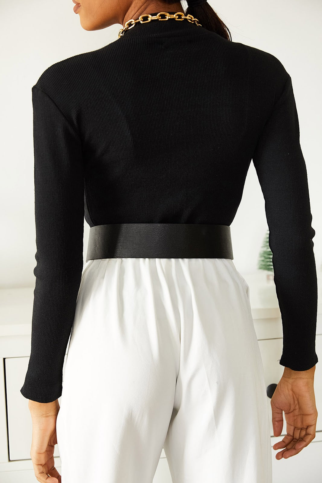Pull col roulé noir