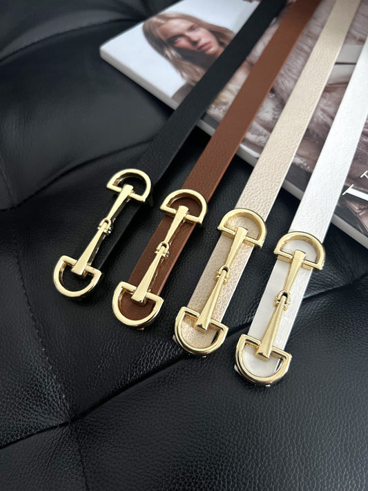 Ceinture fine femme avec 4 boucles longues